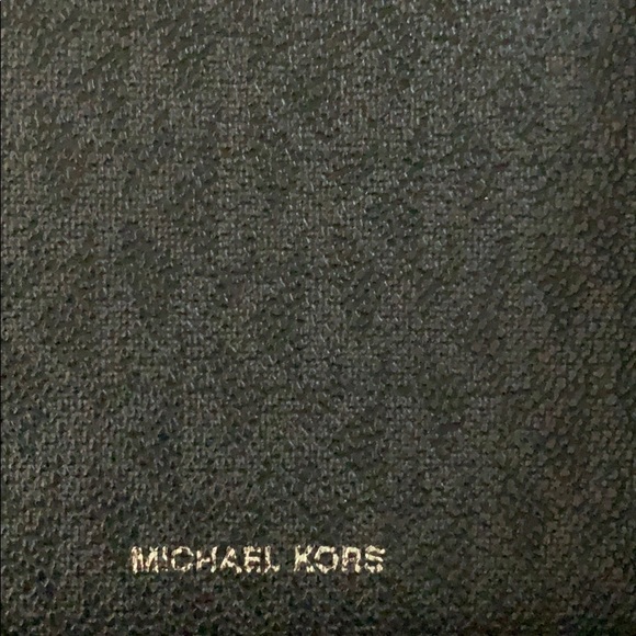 Michael Kors Wallet - Picture 3 of 4